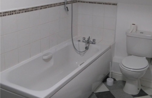 Leeds City Center Casa | The Wrens