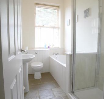 Millers Dale Casa | The Wriggly Tin, Millers Dale