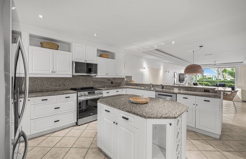 The Bight Condominio | The Yacht Club TC