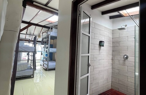 Centro Hotel | The Yak Lake House Hostal Bacalar
