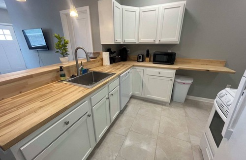 West Columbus Apartamento | The Yale Townhouse- 2 BR