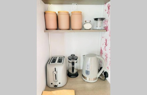 Whitstable Apartamento | The Yellow Door Whitstable - Peaceful retreat close to beach