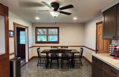 Tyrone Casa | The Yellow House at Maple Kroft Farm, Altoona- State College, Tyrone
