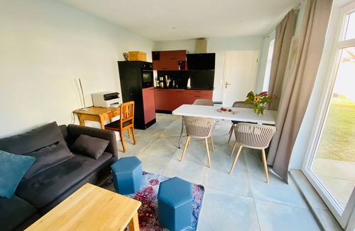 Wolgast Casa | The yellow house at the harbor