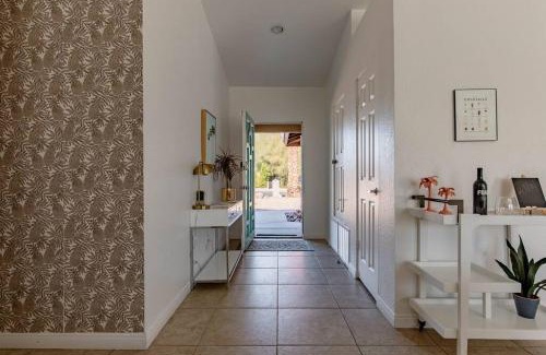 Racquet Club West Casa | The Yorba Oasis w/Pool