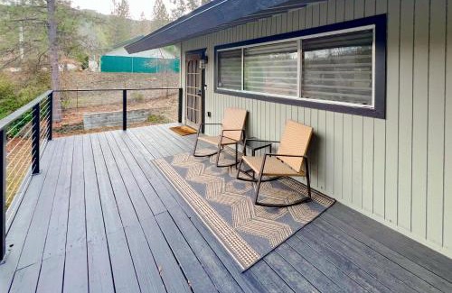 Oakhurst Casa | The Yosemite Sleeper
