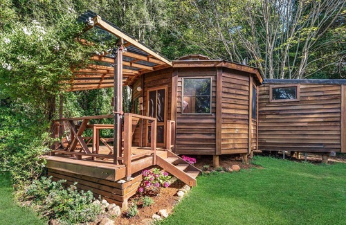 Bellawongarah Cabina | The Yurt at Lothlorien