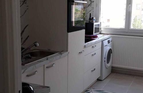 Sablon Apartamento | El Zeloxel, F2 cerca de la estación de tren y el centro de la ciudad.