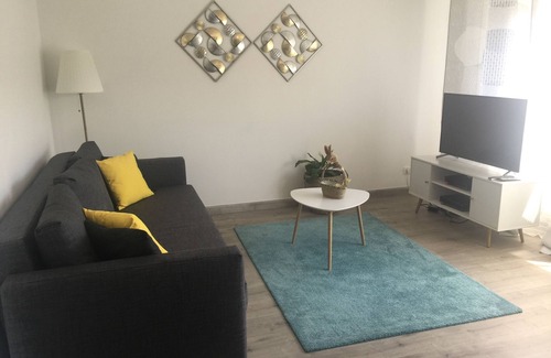 Sablon Apartamento | El Zeloxel, F2 cerca de la estación de tren y el centro de la ciudad.