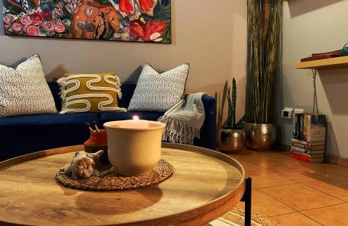 Greater Johannesburg Metropolitan Area Chalet De Esquí | The Zen-Den - Subtle Charm & Luxury in Bryanston