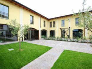 San Benedetto di Lugana Hotel | The Ziba Hotel & Spa