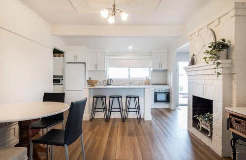 Rosebud Casa | 'The Zophey House' A Charming Coastal Cottage