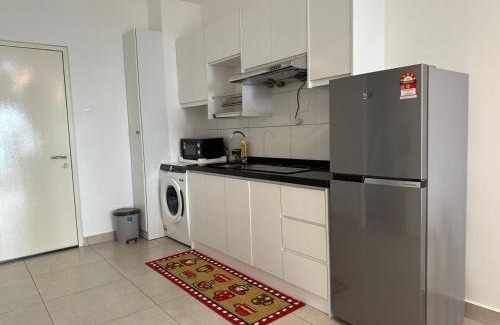 Kajang Apartamento | The Zullys Crib at Canopy Hills