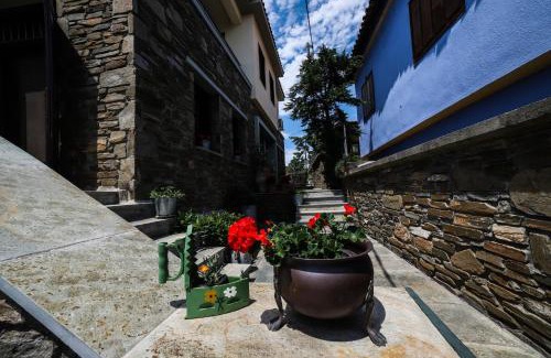 Parthenonas Apartamento | Thea Studios