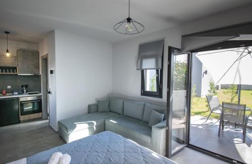 Nea Iraklia Apartamento | TheaSea Luxury Suites - Kallikrateia Halkidiki
