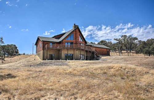 Valley Springs Casa | Theater and Scenic Views Valley Springs Cabin!