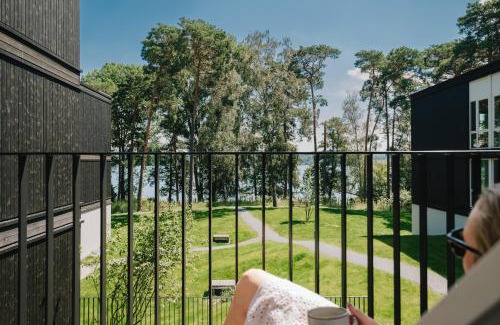 Bad Saarow Apartamento | TheChipp - Designapartment mit Seeblick, Pool, Sauna & Kamin