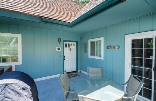Cedar Glen Casa | TheDragon's Den Mega Cabin Sleeps 12