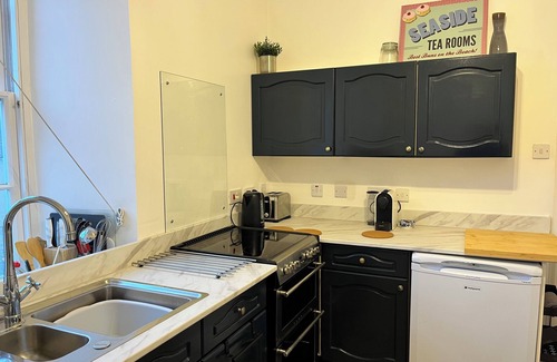 Jedburgh Apartamento | @TheFlatInJed: Fully serviced 2 bedroom apartment in Jedburgh, sleeps 4.