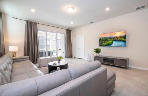 Four Corners Casa | Themed 7 BD Retreat with pool and Game room 16233