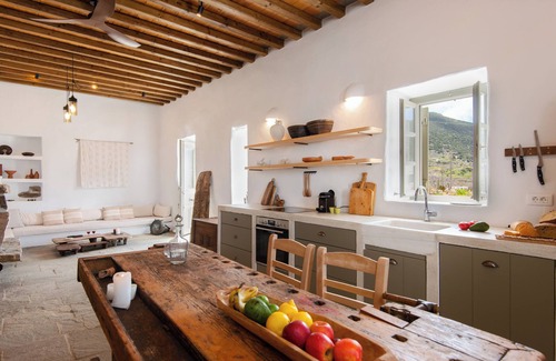 Apollonia Casa | Themonies, a collection of converted traditional Cycladic barns.