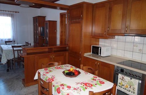 Kalambaka Apartamento | Theofania's Marble House Meteora