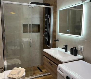 Shkembi i Kavajes Apartamento | Theomar Apartament Durres