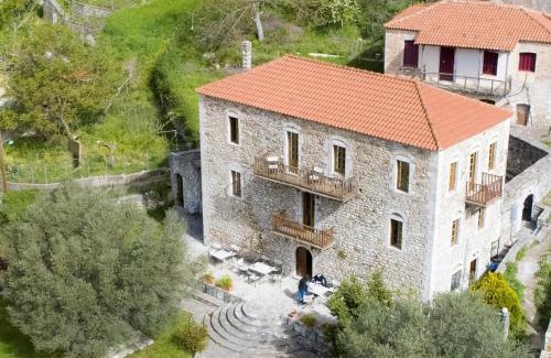 Dimitra Arkadias Casa | Theoni's House
