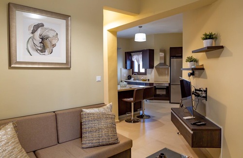 Panagia Apartamento | Theoxenia Kasos Suite with Garden View