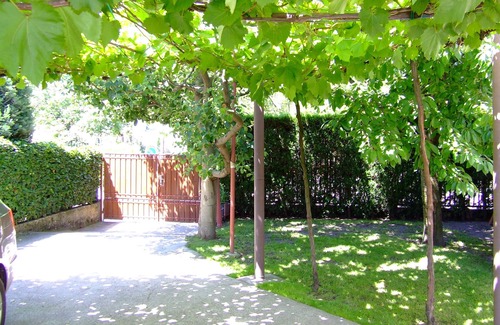 Komarom Condominio | Vacaciones termales en una casa de vacaciones ordenada y limpia