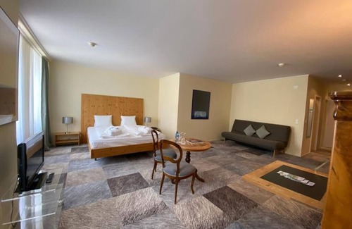 Leukerbad Hotel | Thermalhotels & Walliser Alpentherme Spa