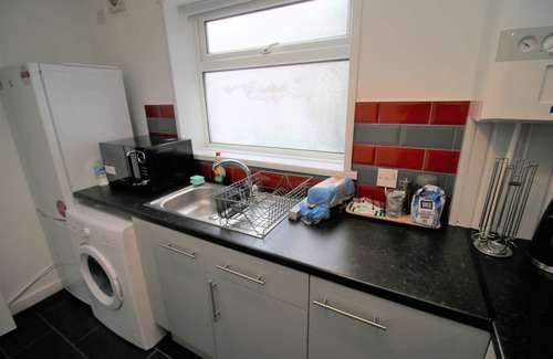 Cathays Casa | Thesiger 1 (3 beds)