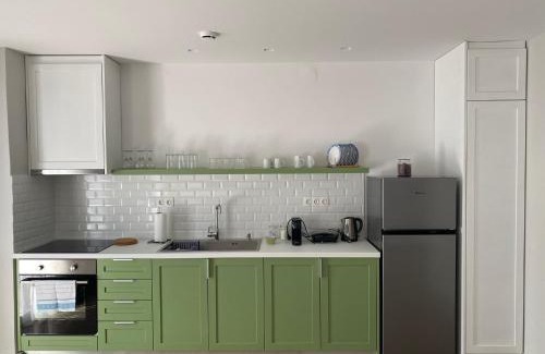 Polichni Apartamento | Theta Θ2 Luxury Apartment's