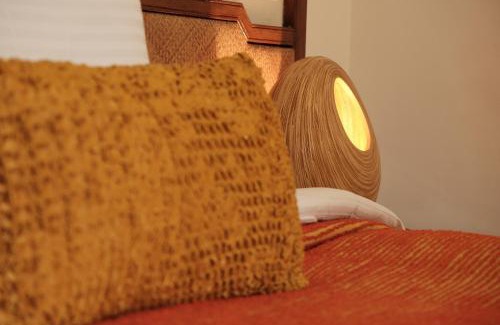 South Extension Cama Y Desayuno | Thikana Delhi (Boutique B&B)