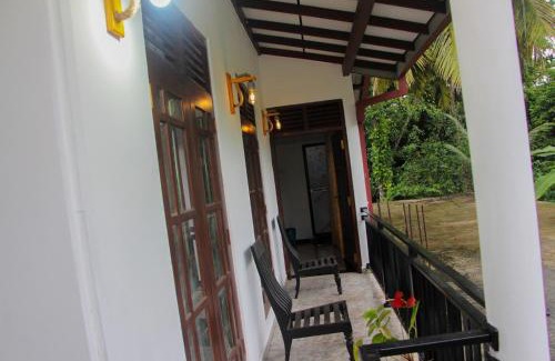 Midigama Apartamento | Thilini Guset House