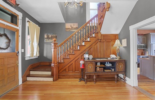 Washington Casa | Third Floor Bed w/private bath