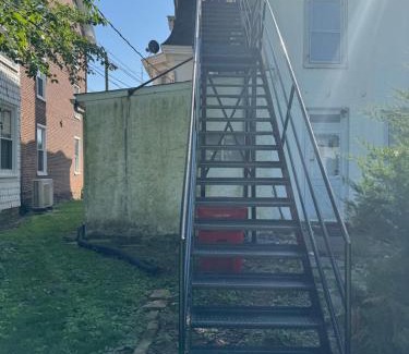 Souderton Apartamento | Third Floor loft 2bed 1 bath Historic district