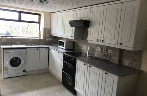 Garvagh Casa | Third tree house located in Garvagh, 4 bedroom, 2 bathroom property