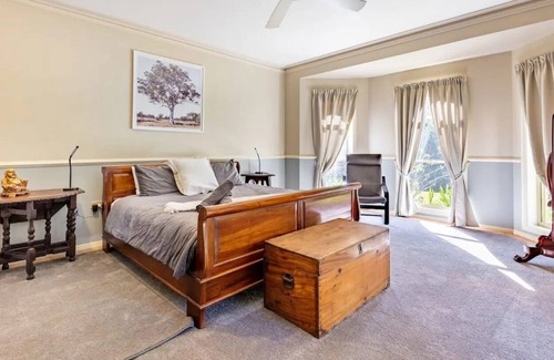 Dulguigan Casa | This 4BR French, country-style homestead offers the rural getaway !