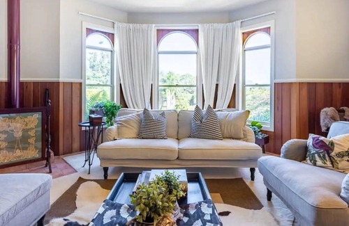 Dulguigan Casa | This 4BR French, country-style homestead offers the rural getaway !