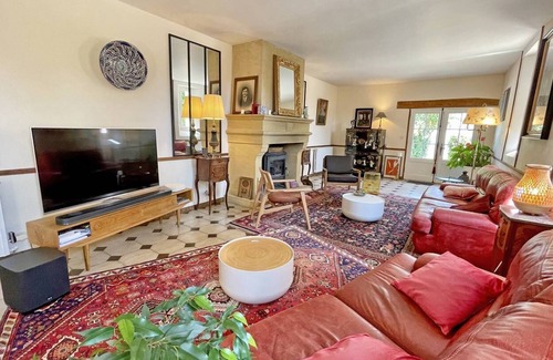 Tremolat Casa | This 8-person gîte is located in Trémolat, a small village ideally situated at the gateway to...