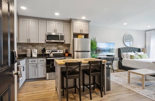 Hampton Apartamento | This apartment is a 0 bedroom(s), 1 bathrooms, located in Hampton, VA.