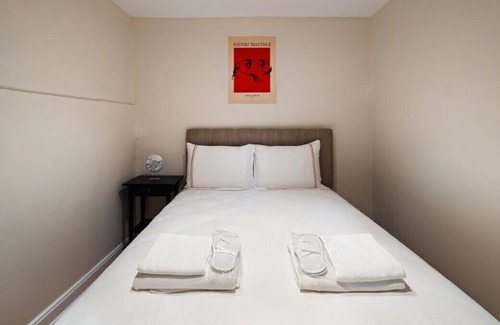 Arnavutkoy Apartamento | This apartment is a 1 bedroom(s), 1 bathrooms, located in Beşiktaş, İstanbul.