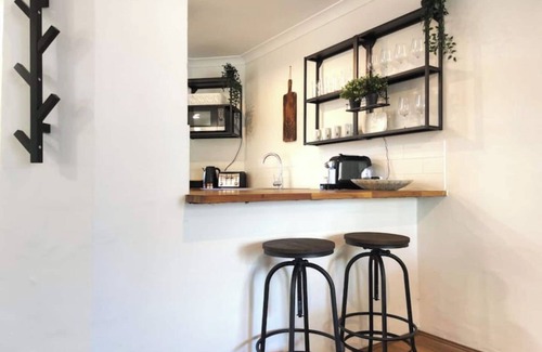 White Gum Valley Apartamento | This apartment is a 2 bedroom(s), 1 bathrooms, located in Fremantle, WA.