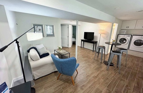 Brighton Apartamento | This apartment is a 3 bedroom(s), 1 bathrooms, located in Brighton, MA.