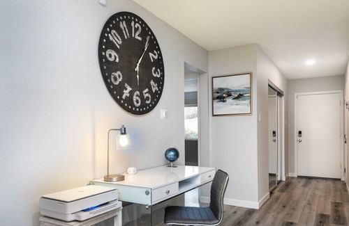 Thousand Oaks Apartamento | This apartment is a 2 bedroom(s), 1 bathrooms, located in Thousand Oaks, CA.