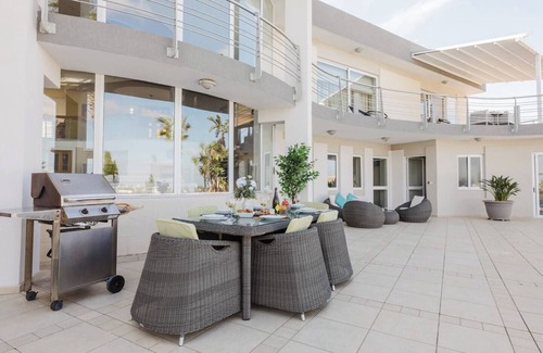 Mellieħa Heights Apartamento | This apartment is a 2 bedroom(s), 1 bathrooms, located in Il-Mellieħa, null.