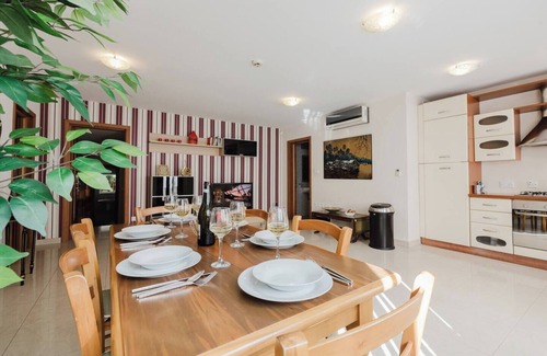 Mellieħa Heights Apartamento | This apartment is a 3 bedroom(s), 1.5 bathrooms, located in Il-Mellieħa, null.