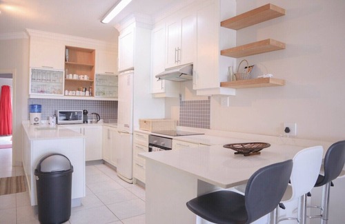 Dolphin Coast Apartamento | This apartment is a 3 bedroom(s), 2 bathrooms, located in Dolphin Coast, KwaZulu-Natal.