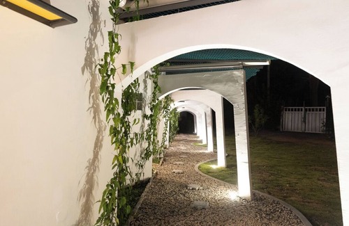 Boca Corona Apartamento | This bright and airy suite is perfect for couples or solo travelers